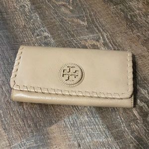 Tory Burch wallet